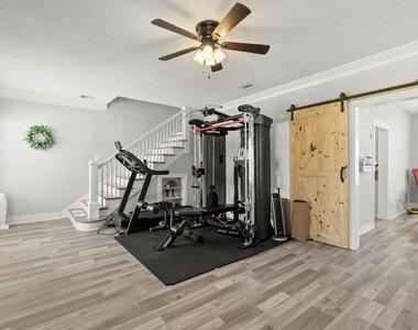 2109 New Jersey Street - Photo Thumbnail 5