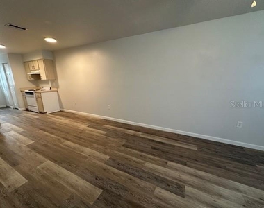 2781 Landover Boulevard - Photo Thumbnail 4