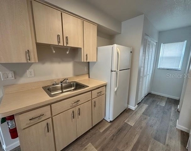 2781 Landover Boulevard - Photo Thumbnail 7