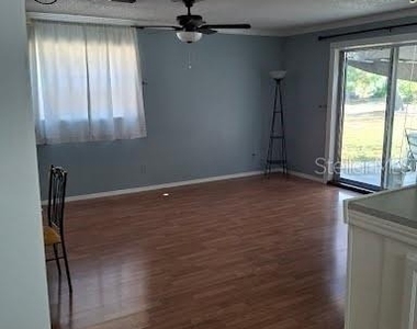 9723 Tom Street - Photo Thumbnail 5
