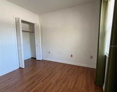 1014 E South Street - Photo Thumbnail 3