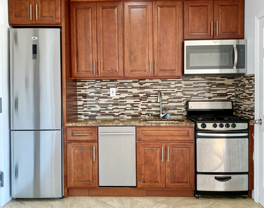 57 Herkimer Street - Photo Thumbnail 3