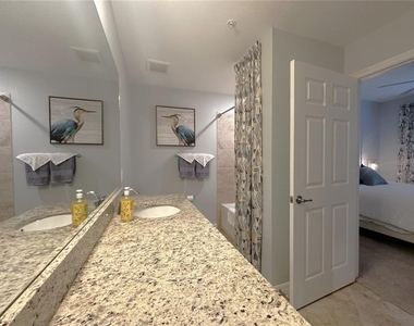 14061 Heritage Landing Boulevard - Photo Thumbnail 13
