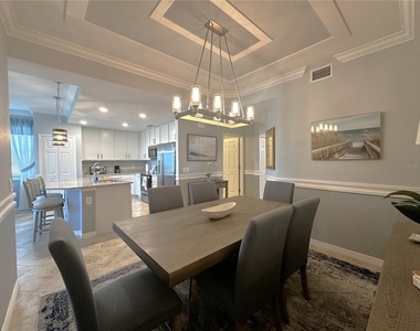 14061 Heritage Landing Boulevard - Photo Thumbnail 6