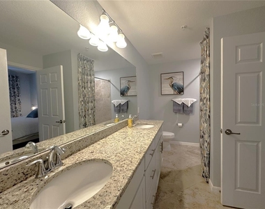 14061 Heritage Landing Boulevard - Photo Thumbnail 12
