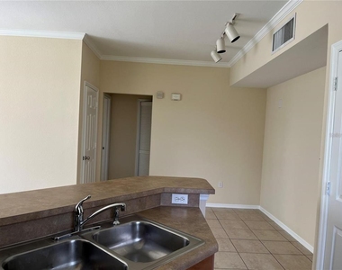 5521 Rosehill Road - Photo Thumbnail 6