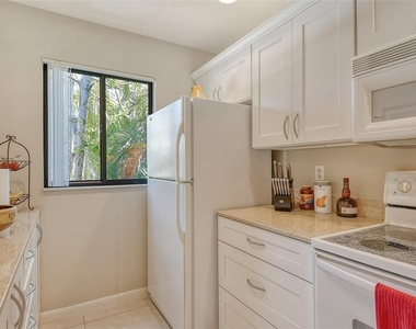 1720 Glenhouse Drive - Photo Thumbnail 15