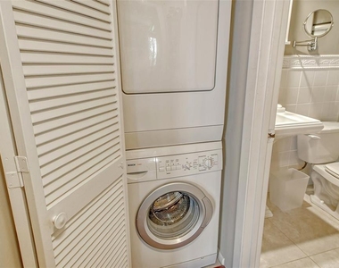 1720 Glenhouse Drive - Photo Thumbnail 21