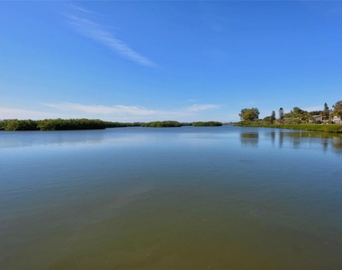 1720 Glenhouse Drive - Photo Thumbnail 40