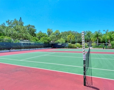 1720 Glenhouse Drive - Photo Thumbnail 33