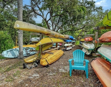 1720 Glenhouse Drive - Photo Thumbnail 60