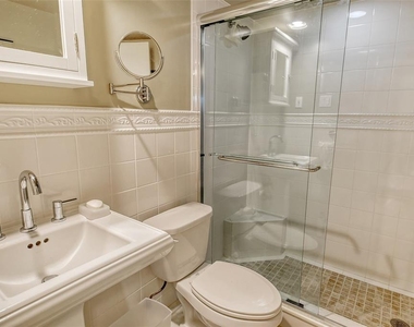 1720 Glenhouse Drive - Photo Thumbnail 20