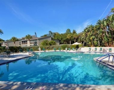 1720 Glenhouse Drive - Photo Thumbnail 31
