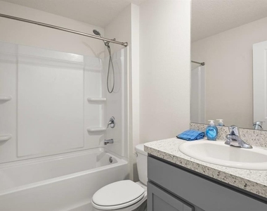 7782 Sail Clover Lane - Photo Thumbnail 16