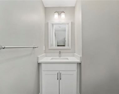 1819 Chessland Street - Photo Thumbnail 8