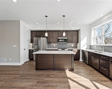 1819 Chessland Street - Photo Thumbnail 25