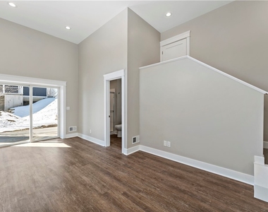 1819 Chessland Street - Photo Thumbnail 35