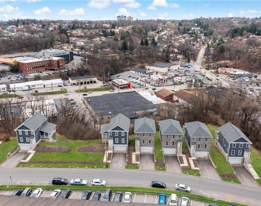 1819 Chessland Street - Photo Thumbnail 40
