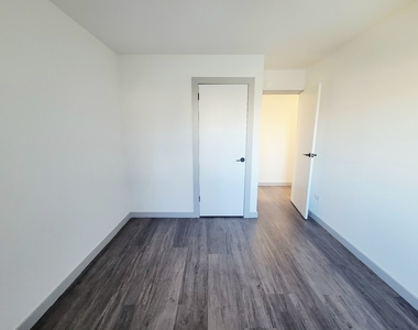 40 River Road - Photo Thumbnail 7