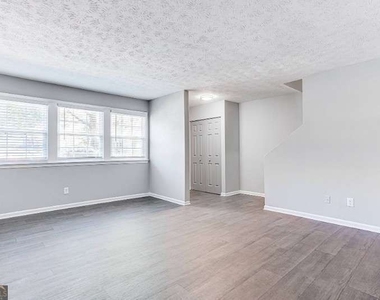 707 Franklin Se - Photo Thumbnail 1