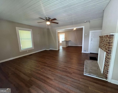 48 Quarry Street - Photo Thumbnail 2