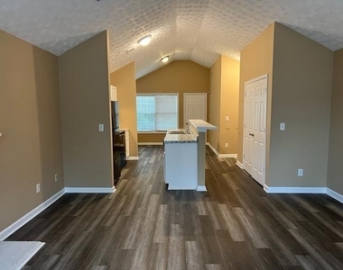 5200 Alexander Street - Photo Thumbnail 2