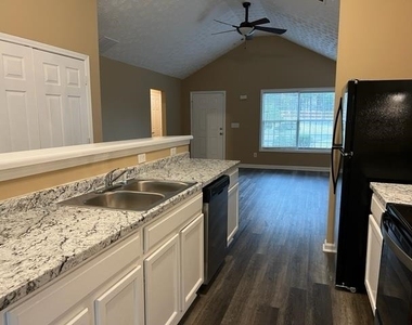 5200 Alexander Street - Photo Thumbnail 7