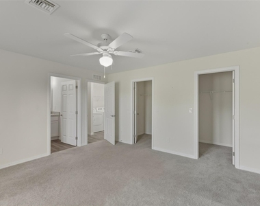 8007 Royal Court - Photo Thumbnail 22