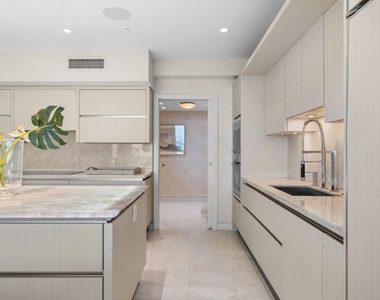 101 S Fort Lauderdale Beach Boulevard - Photo Thumbnail 14