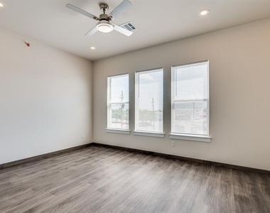 710 Benge Drive - Photo Thumbnail 8