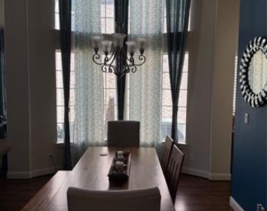 7613 Choctaw Lane - Photo Thumbnail 3