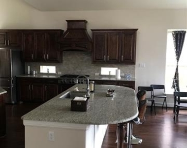 7613 Choctaw Lane - Photo Thumbnail 31