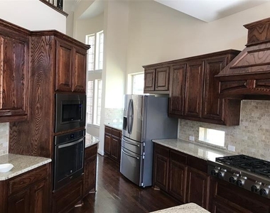 7613 Choctaw Lane - Photo Thumbnail 24