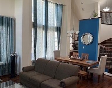 7613 Choctaw Lane - Photo Thumbnail 4
