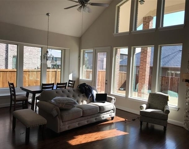 7613 Choctaw Lane - Photo Thumbnail 23
