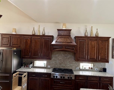 7613 Choctaw Lane - Photo Thumbnail 1