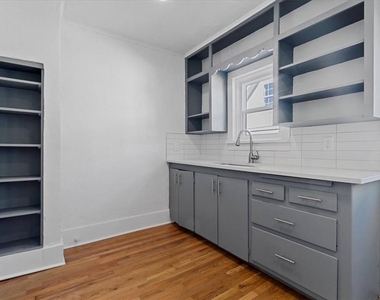 1104 Nw 44th Street - Photo Thumbnail 2
