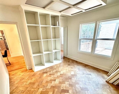 4417 N Western Avenue - Photo Thumbnail 6