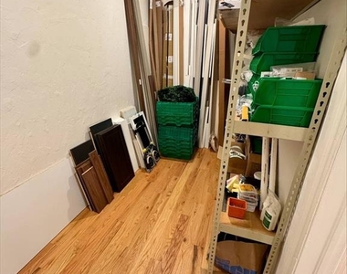 4417 N Western Avenue - Photo Thumbnail 9
