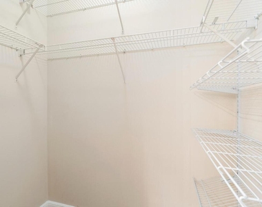 113 Evergrene Parkway - Photo Thumbnail 4