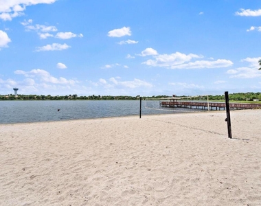 113 Evergrene Parkway - Photo Thumbnail 16