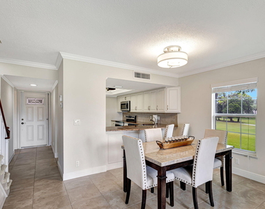 18350 Se Wood Haven Lane - Photo Thumbnail 11
