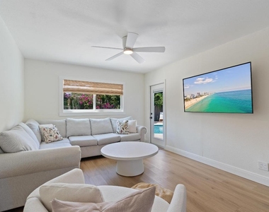 4921 Ne 23rd Avenue - Photo Thumbnail 10