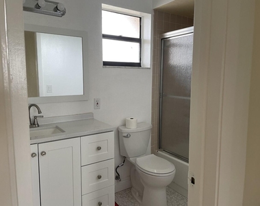4640 Lucerne Lakes Boulevard W - Photo Thumbnail 3