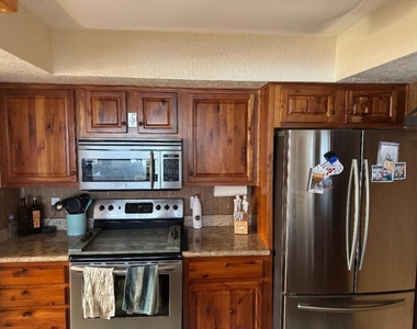 409 Fernandina Street - Photo Thumbnail 12
