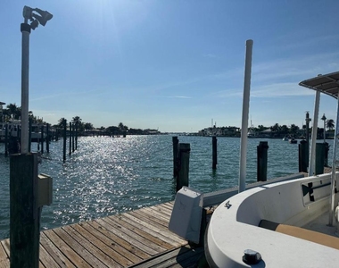 409 Fernandina Street - Photo Thumbnail 7