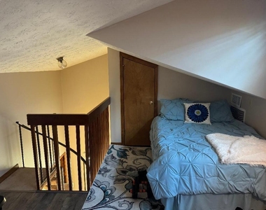 409 Fernandina Street - Photo Thumbnail 29