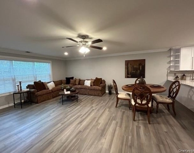 98 Village Green Drive - Photo Thumbnail 3