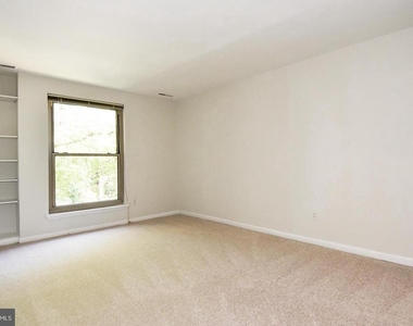 3302 Woodburn Village Drive - Photo Thumbnail 24