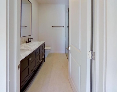 3859 Lancaster Avenue - Photo Thumbnail 6